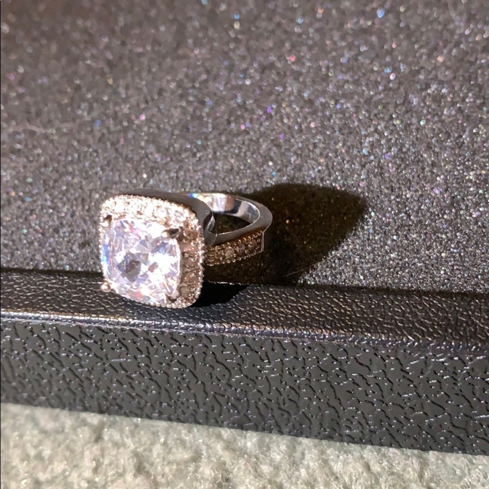 Square white stone Lia Sophia Ring